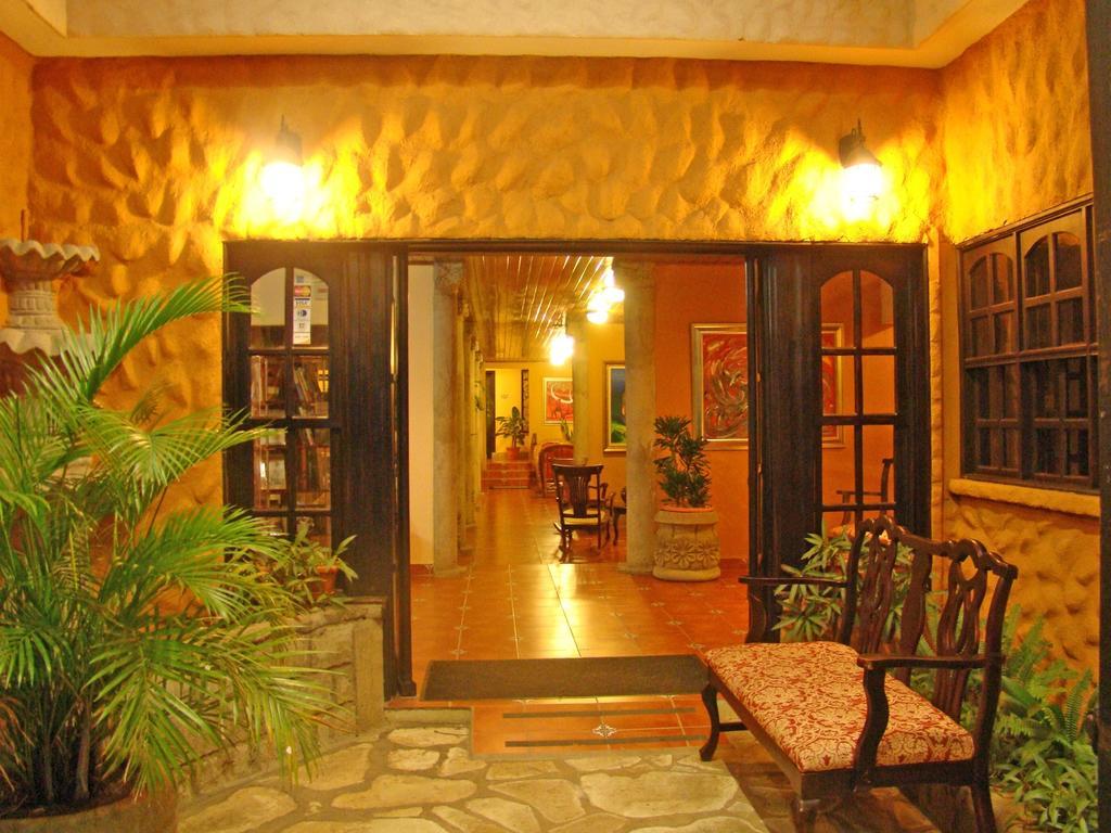 Hotel Colonnade Nicaragua 马那瓜湖 外观 照片