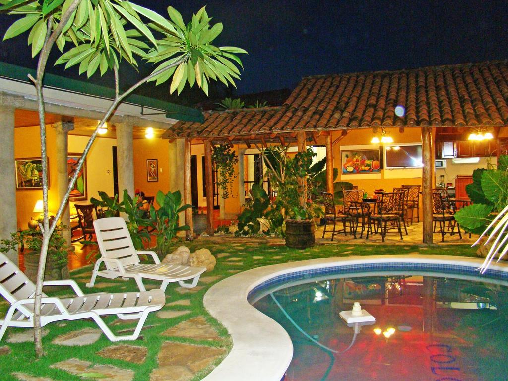 Hotel Colonnade Nicaragua 马那瓜湖 外观 照片
