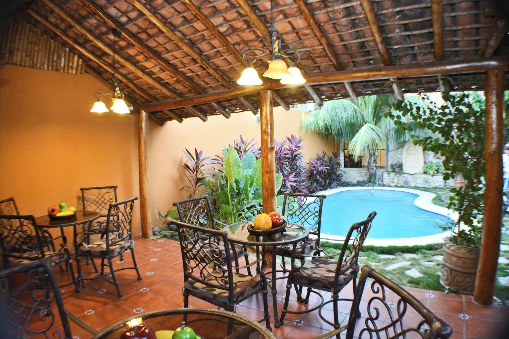 Hotel Colonnade Nicaragua 马那瓜湖 外观 照片