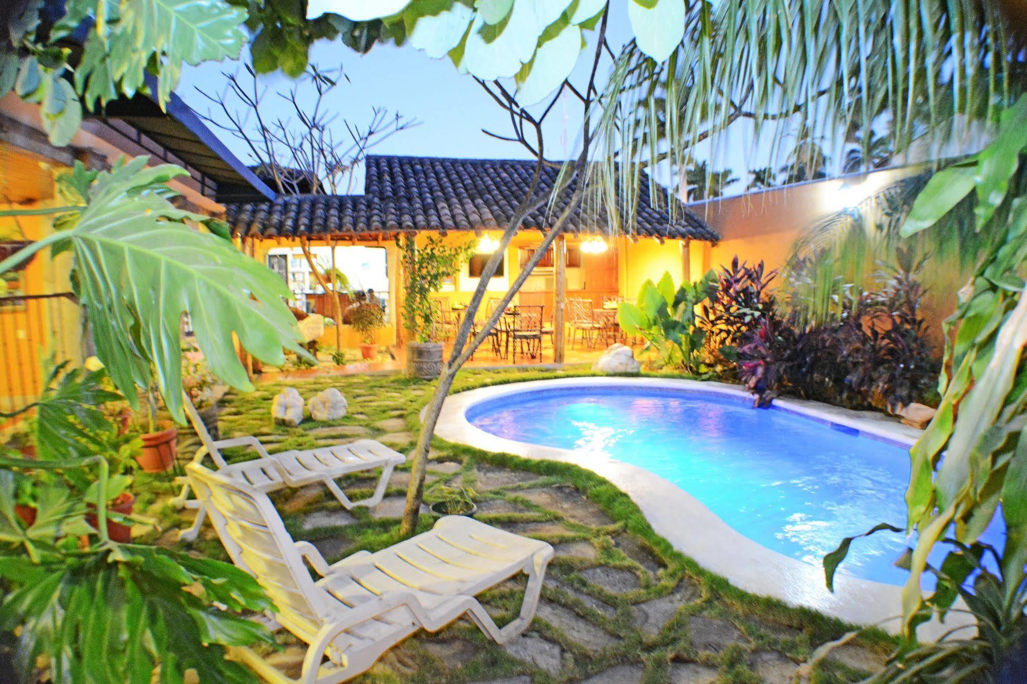 Hotel Colonnade Nicaragua 马那瓜湖 外观 照片