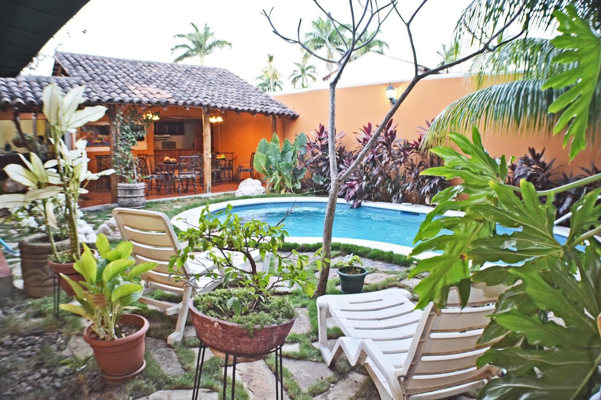 Hotel Colonnade Nicaragua 马那瓜湖 外观 照片
