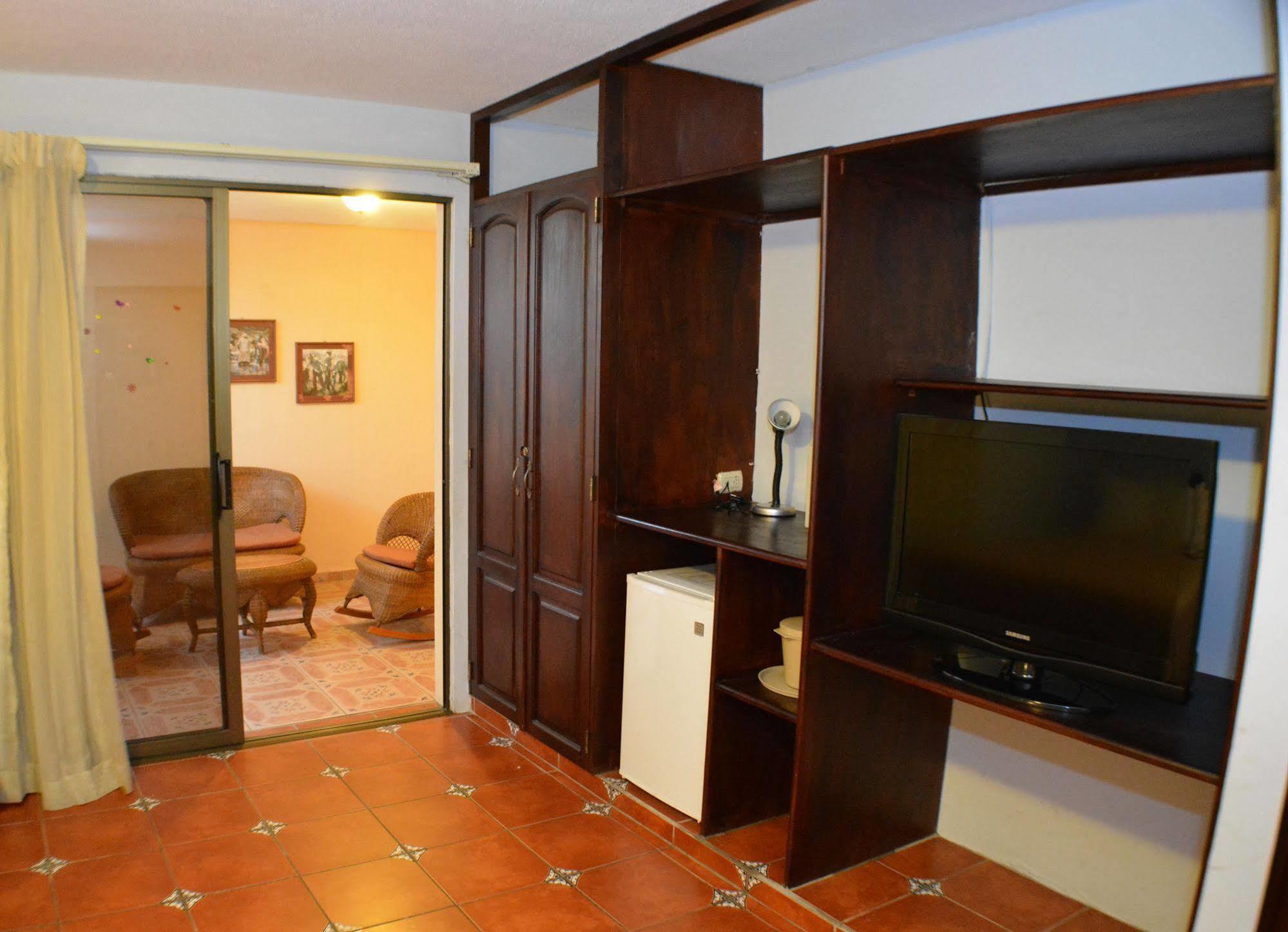 Hotel Colonnade Nicaragua 马那瓜湖 外观 照片